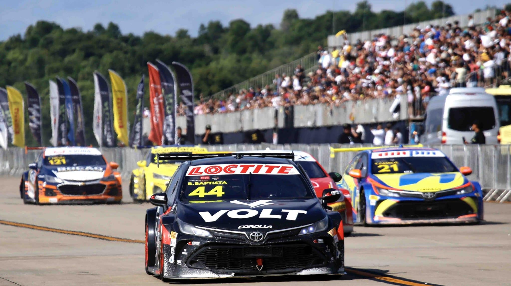 Aeroporto do Galeão se prepara para receber corrida histórica da Stock Car  neste fim de semana - Diário do Rio de Janeiro