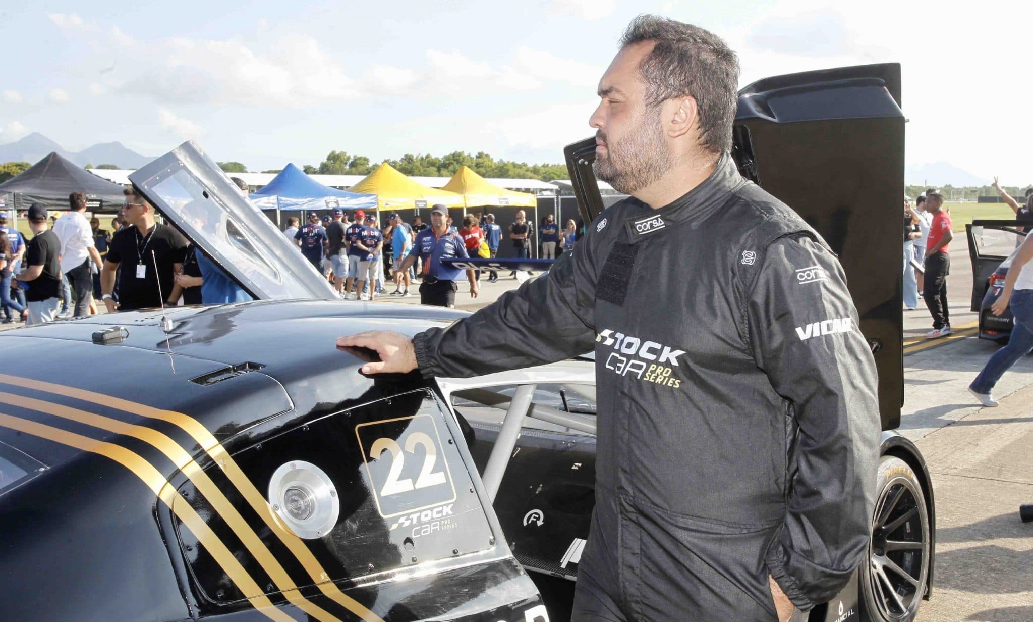 Aeroporto do Galeão se prepara para receber corrida histórica da Stock Car  neste fim de semana - Diário do Rio de Janeiro