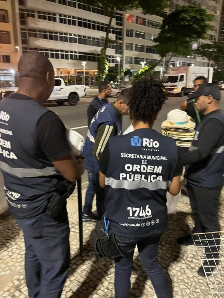 Agentes da Seop e da GM-Rio multam 19 bares durante Operação Perturbação do  Sossego - Prefeitura da Cidade do Rio de Janeiro 