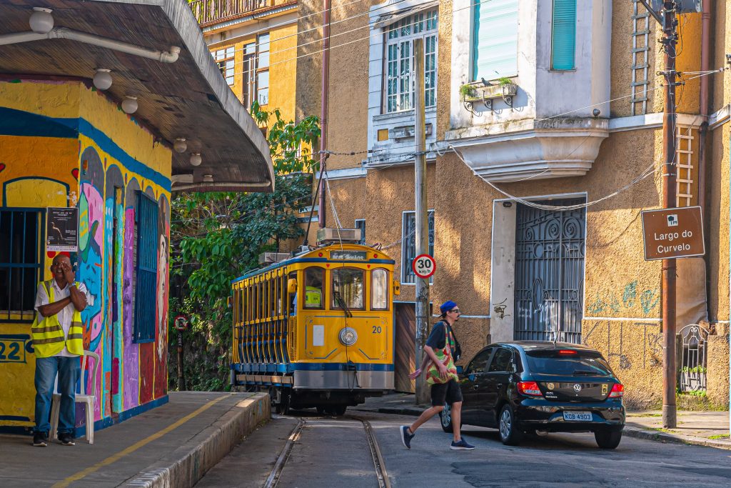 Santa Teresa. Bonde de Santa Teresa. Foto Daniel Martins 56 Os melhores passeios no Rio de Janeiro em 2024: Guia completo com preços e dicas