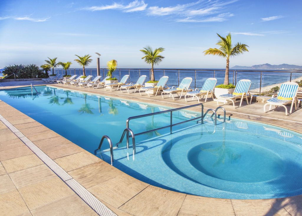 Rede Windsor Hotéis prevê ocupação de 100% no feriadão de Finados 1 Piscina Windsor Barra Rede Windsor Hotéis prevê ocupação de 100% no feriadão de Finados