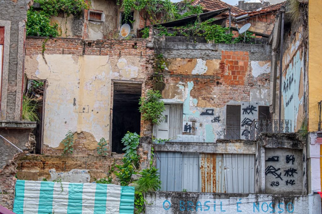 Casarões que desabaram há 11 anos no Largo da Prainha, no Centro, seguem arruinados 2 db5ebe97 ff0c 4bae 93e4 d56e26c45672 Casarões que desabaram há 11 anos no Largo da Prainha, no Centro, seguem arruinados