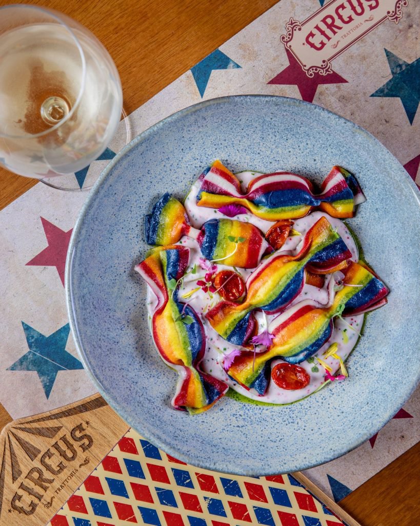 Primeira trattoria temática do Brasil abre as portas no Barra Shopping com apresentações circenses 4 Circus Trattoria Tomas Rangel 9 Primeira trattoria temática do Brasil abre as portas no Barra Shopping com apresentações circenses