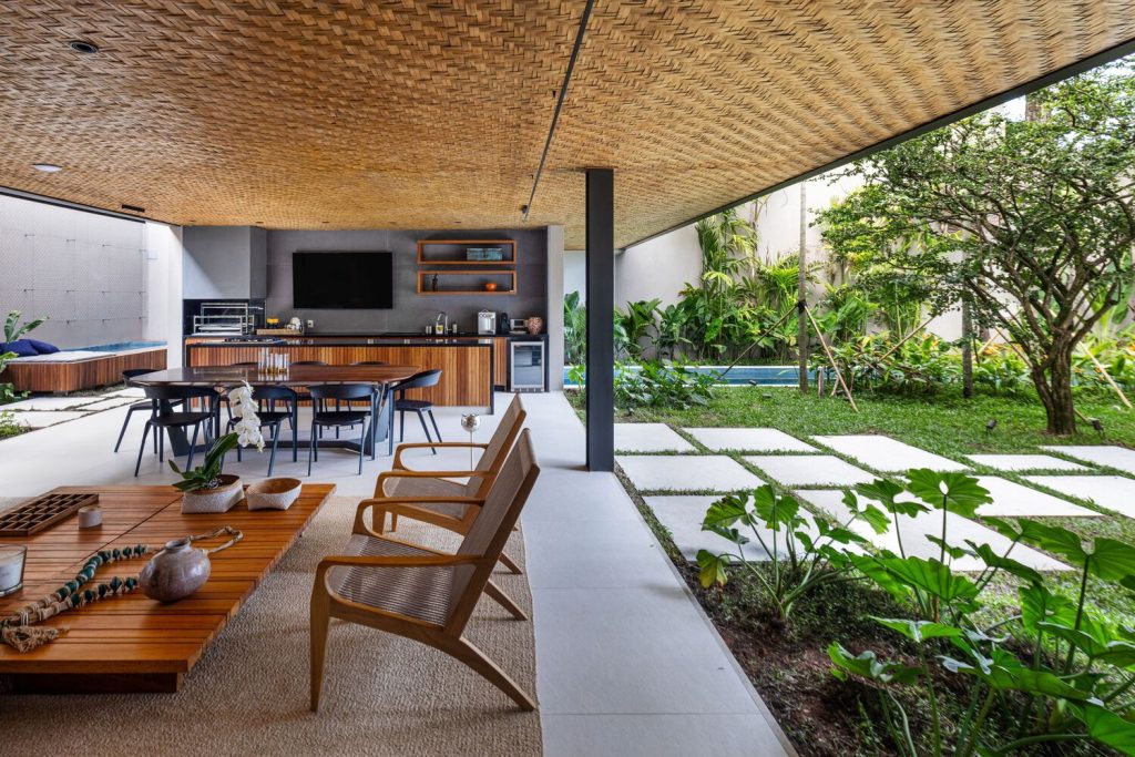 casa is 100 sergio conde caldas arquitetura plus miguel pinto guimaraes arquitetos associados 21 Casa no Jardim Botânico é destaque em site internacional de arquitetura