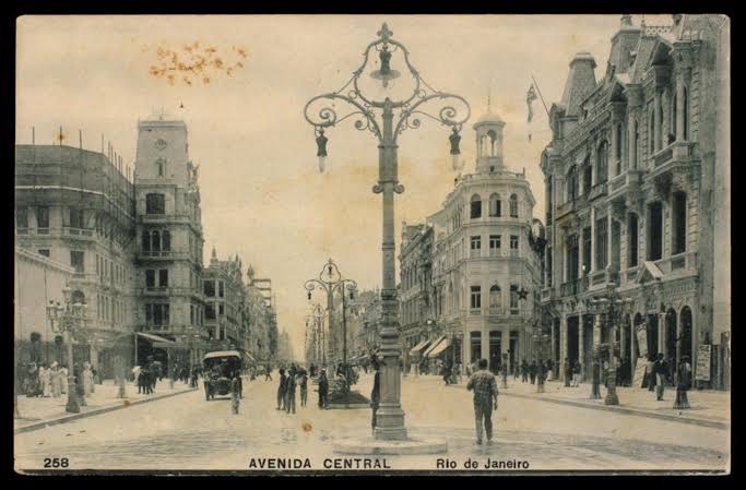 img 5541 1 Apenas 10% dos edifícios da antiga Avenida Central sobreviveram ao tempo