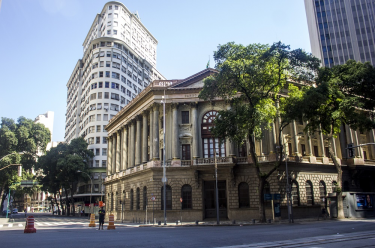 img 5545 1 Apenas 10% dos edifícios da antiga Avenida Central sobreviveram ao tempo