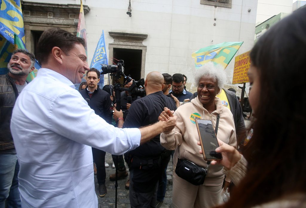 Rua da Carioca 23 Alexandre Ramagem promete reforçar segurança e incentivar empreendedorismo para revitalizar o Centro do Rio