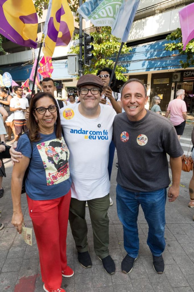 Tarcisio com Petistas 2 Tarcísio Motta cumpre agenda ao lado de lideranças de esquerda neste sábado