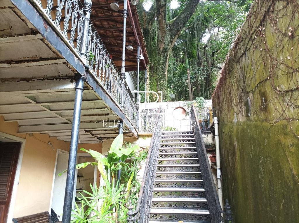 Com dívidas de IPTU e estrutura comprometida, casarão onde morou Portinari no Cosme Velho está à venda 5 20220727123908762880 Com dívidas de IPTU e estrutura comprometida, casarão onde morou Portinari no Cosme Velho está à venda