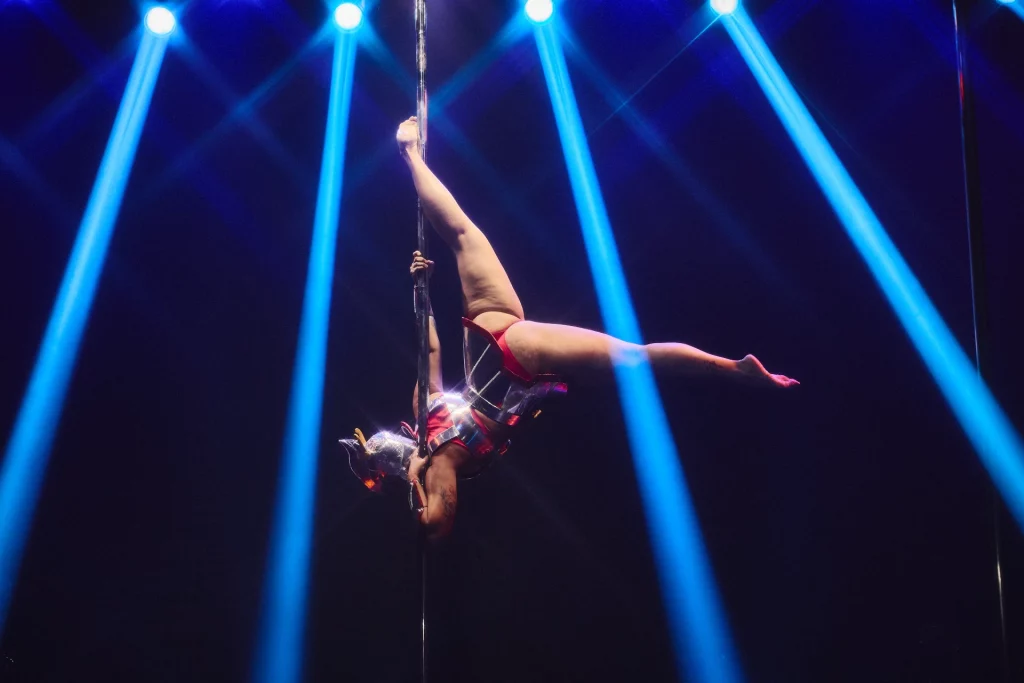 Patrícia Teixeira como Pégaso em foto de João Martins