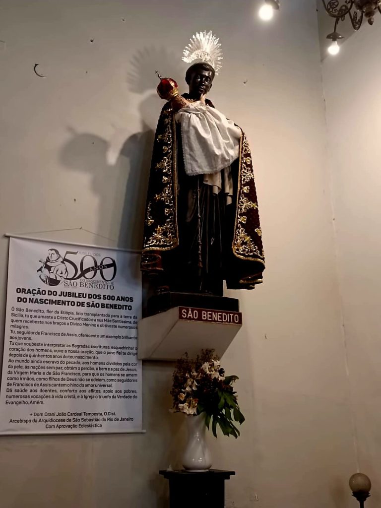 Sao Benedito Missa em Ação de Graças pela Associação de N. Sra. do Rosário e S. Benedito conta com a presença da Família Real brasileira